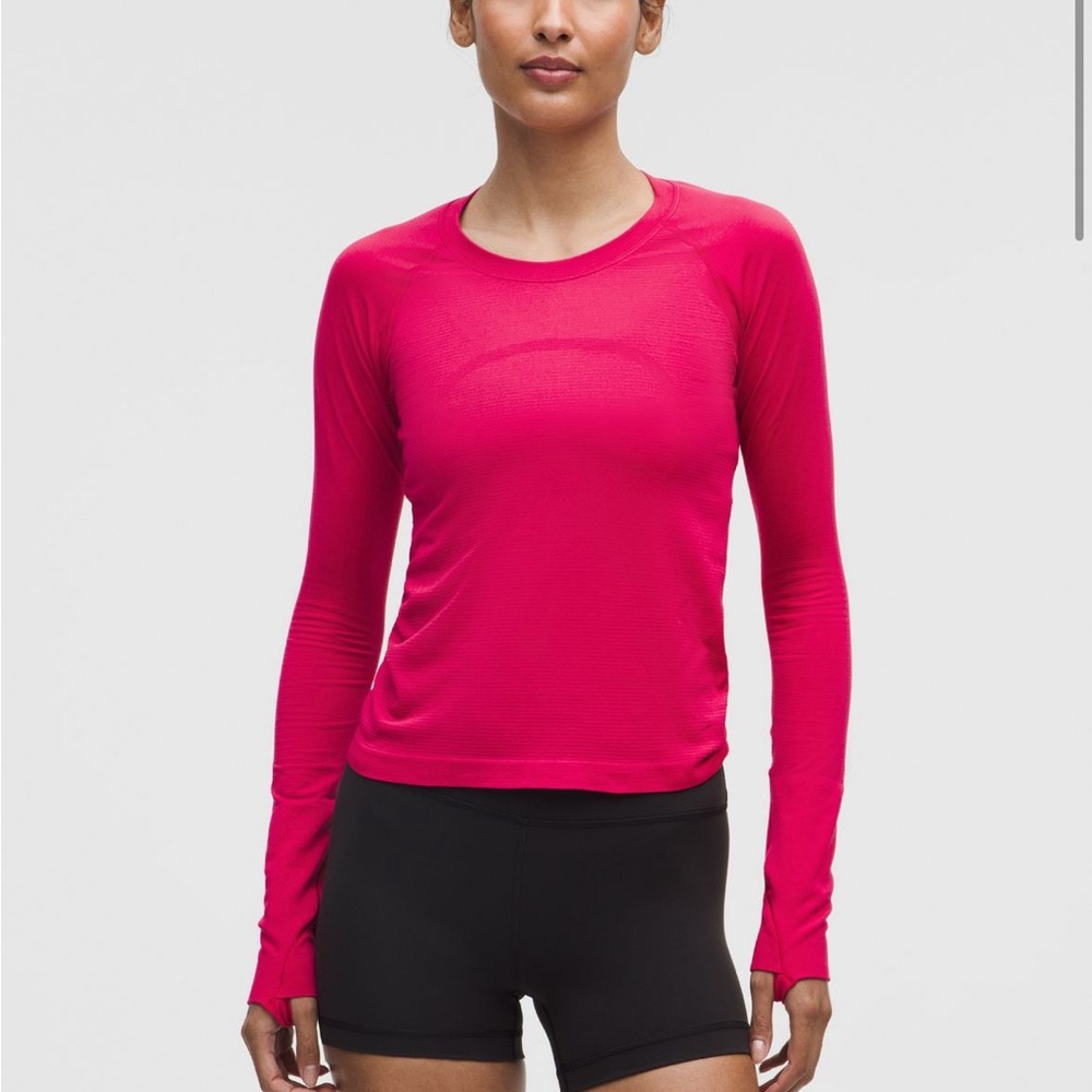 Lululemon pink size 6 long sleeve run swiftly top waist length